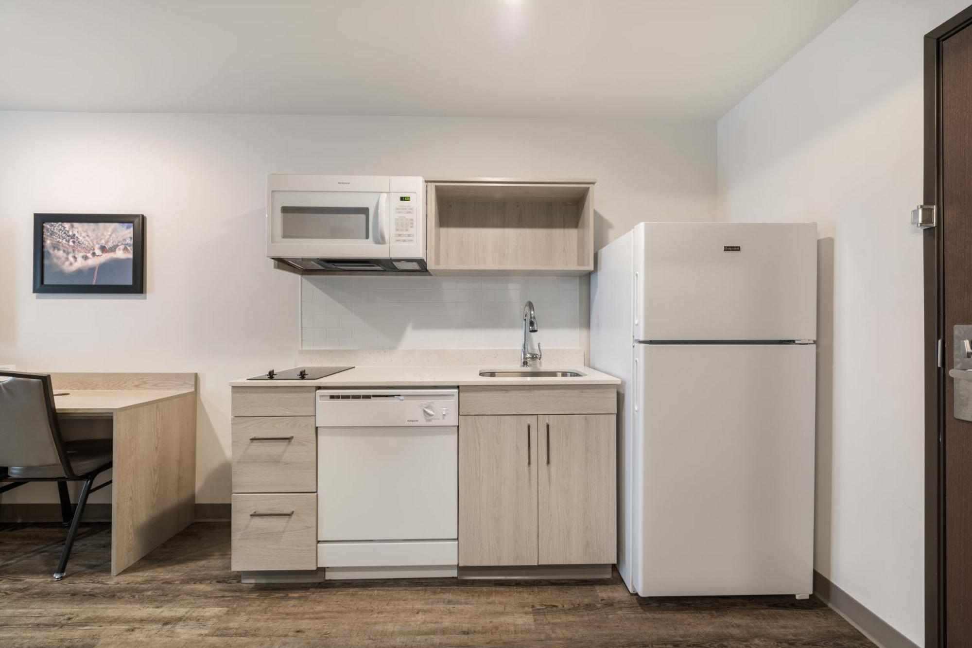 Woodspring Suites Concord-Charlotte Speedway Экстерьер фото